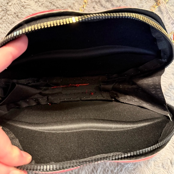 NWT! Red Lip-Shaped Women's Bag and Cherry Keychain - Picture 5 of 6